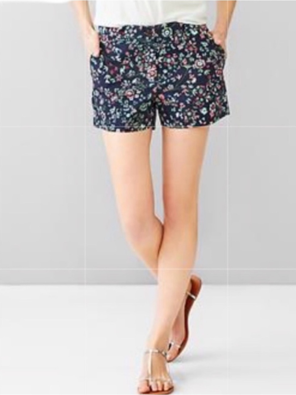 Gap Summer Shorts Khaki Chino Navy Blue Floral Vintage Y2K Mid Rise sz 6 Regular